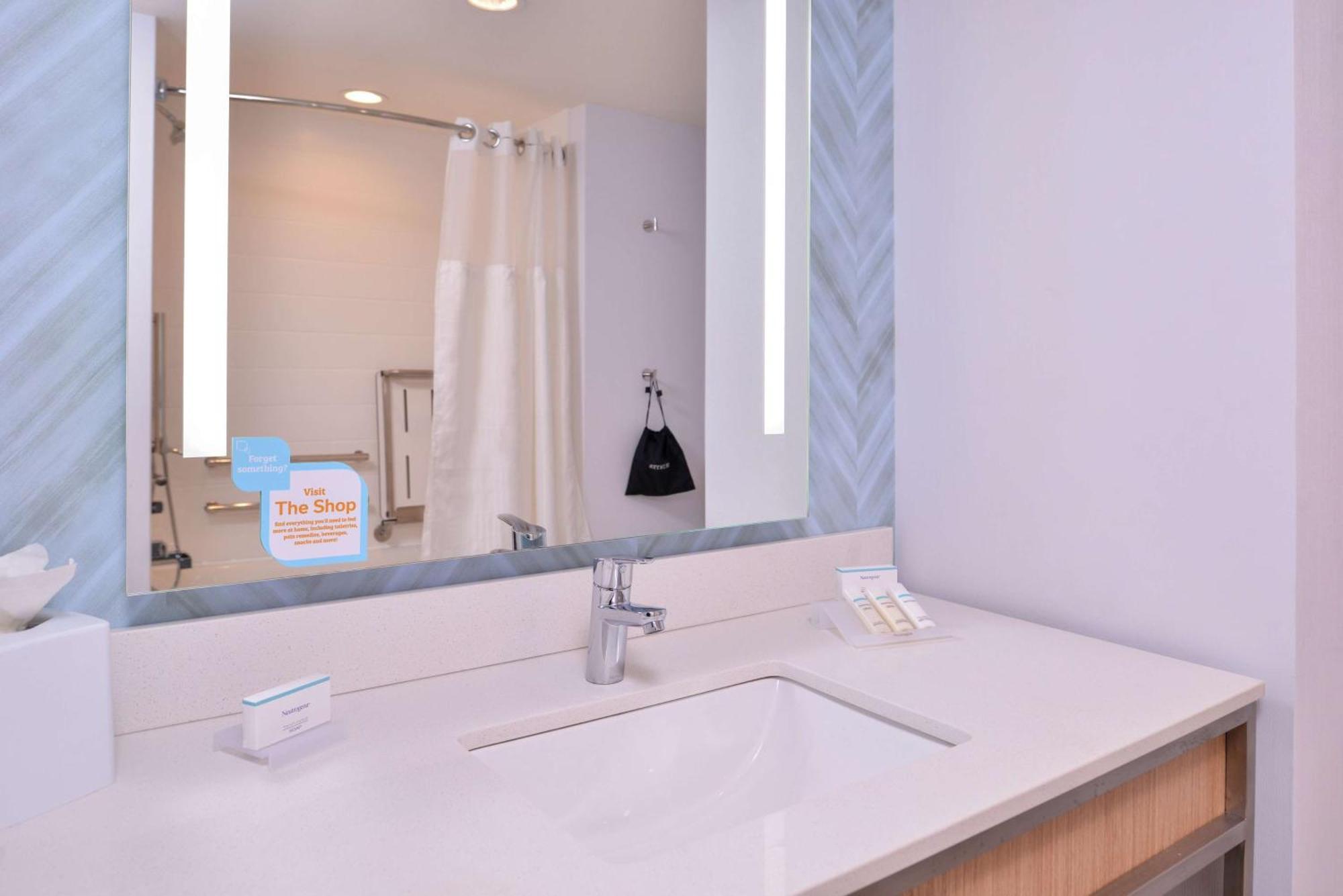 Hilton Garden Inn Kansas City Airport Mo Zewnętrze zdjęcie