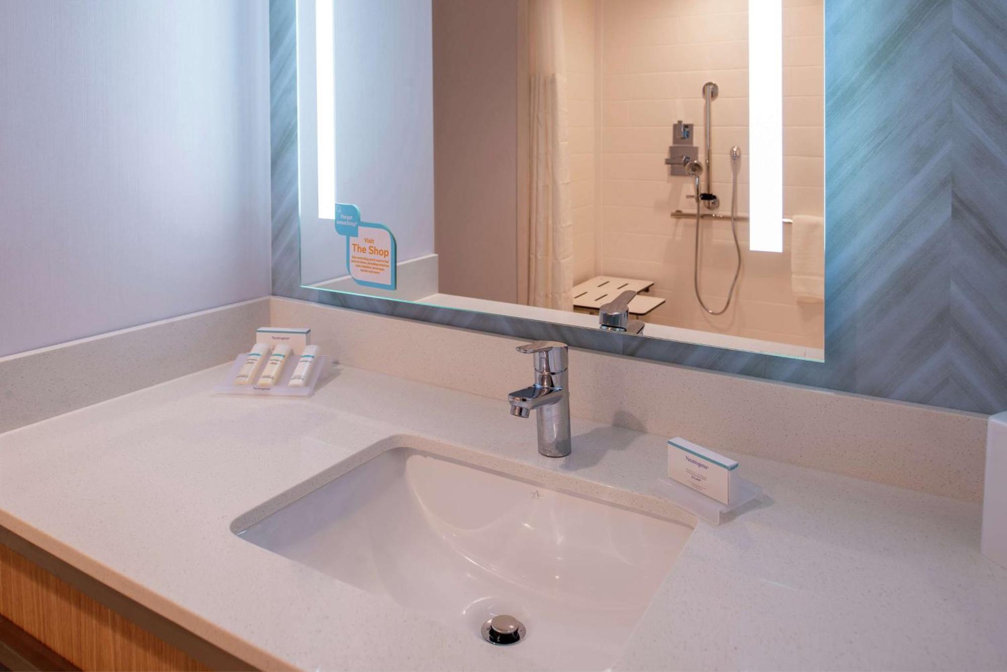 Hilton Garden Inn Kansas City Airport Mo Zewnętrze zdjęcie